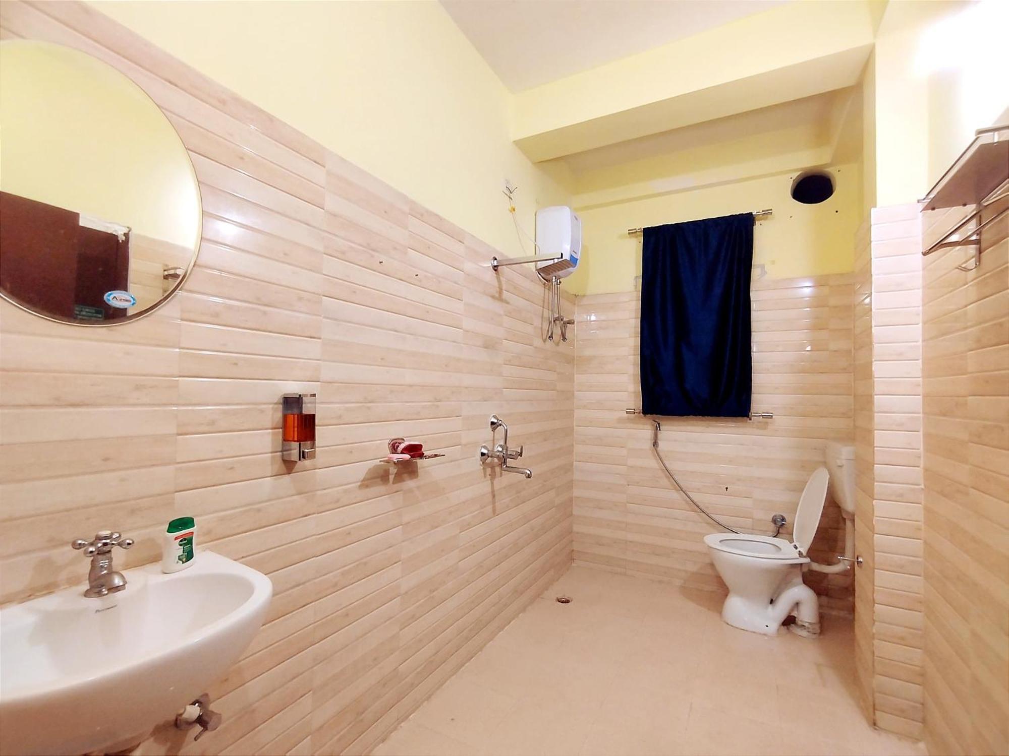Nomad'S Nest Backpackers Hostel Guwahati Dış mekan fotoğraf